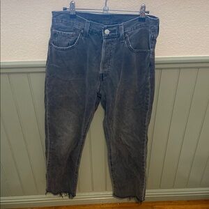 Levi’s Straight Leg Crop Jeans